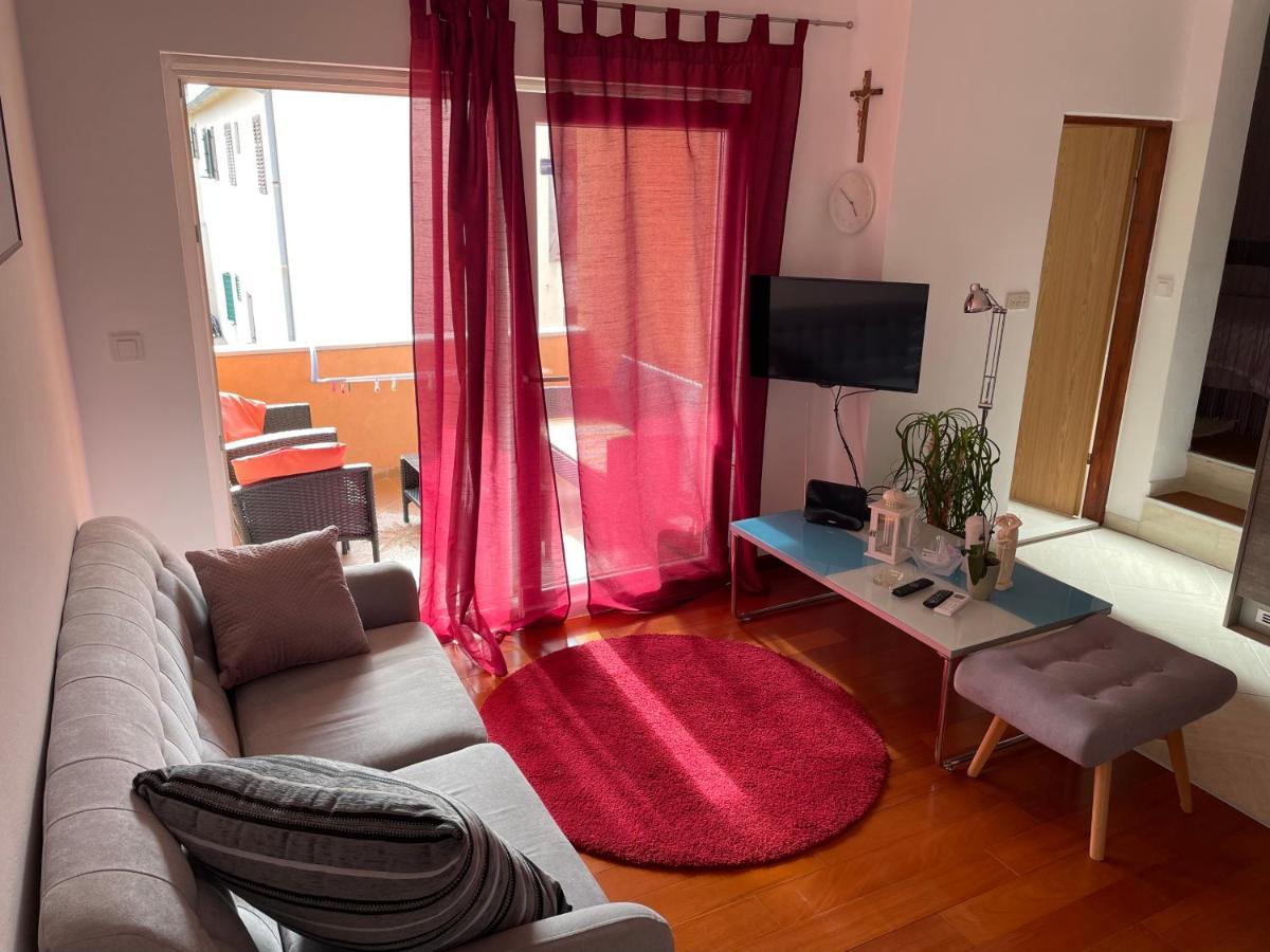 Apartments Dumina ムルテル エクステリア 写真