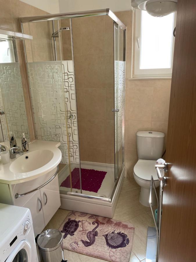 Apartments Dumina ムルテル エクステリア 写真
