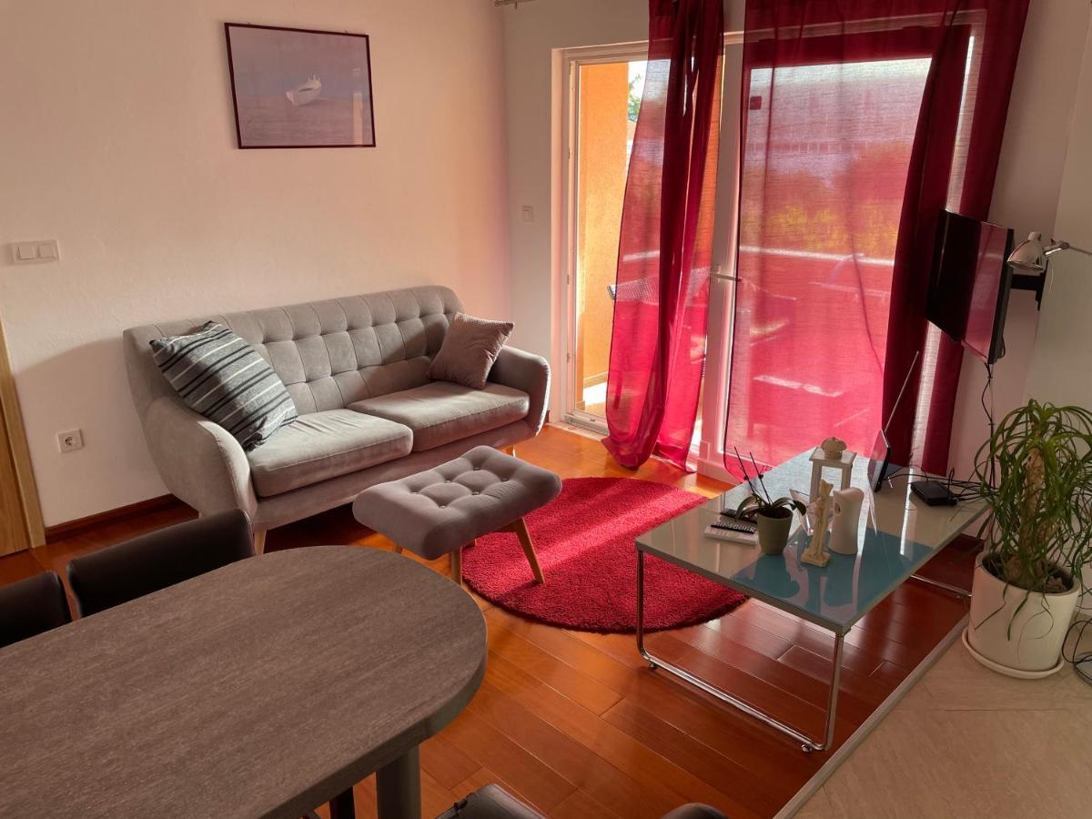 Apartments Dumina ムルテル エクステリア 写真