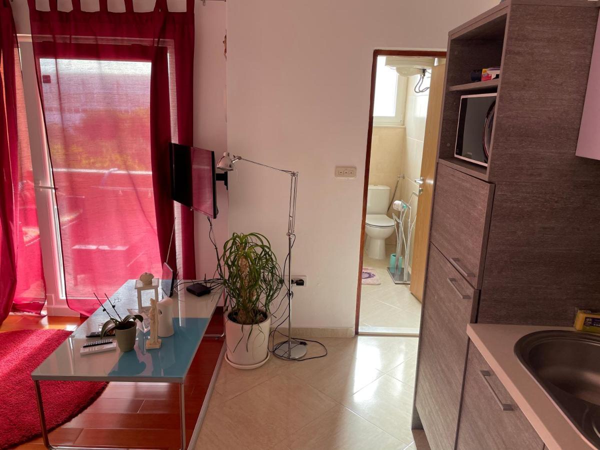 Apartments Dumina ムルテル エクステリア 写真